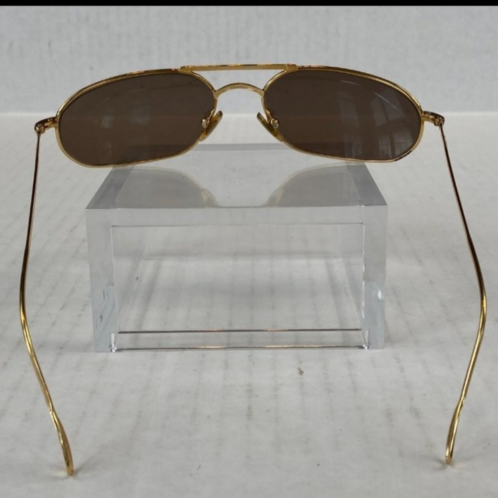 Gucci sun glasses - Picture 5 of 9